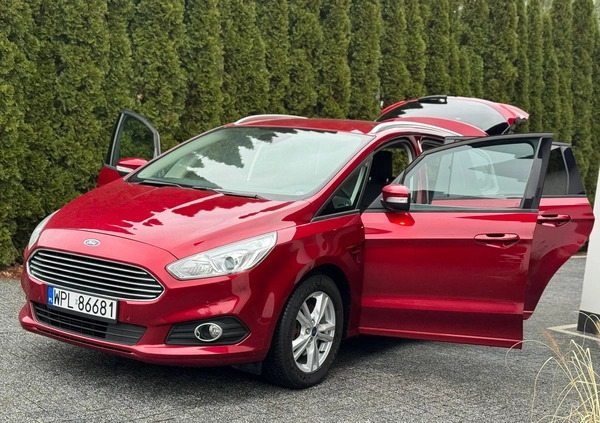 Ford S-Max cena 63500 przebieg: 199000, rok produkcji 2017 z Płock małe 704